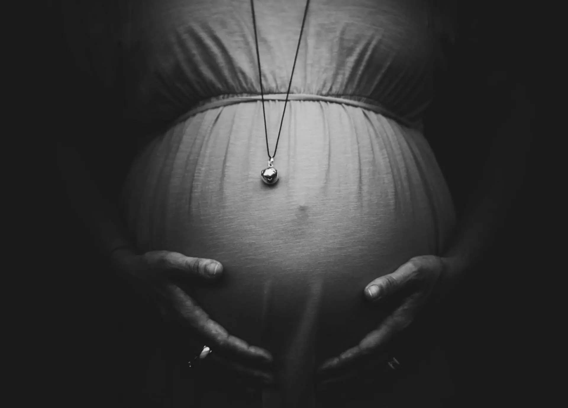 Le bola de grossesse : qui l’offre et pourquoi ?